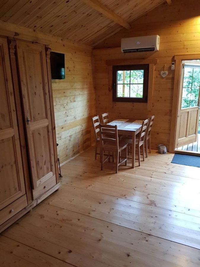 Domek Letniskowy Zacisze Pod Sosnami Trzęsacz Kültér fotó